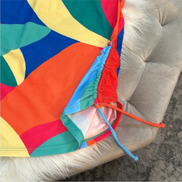 Women’s Abstract Tankini Swim Rashguard Top Multi Colors Sz MED NEW! - Picture 4 of 5